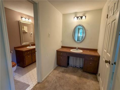 210 Courtney Place Mccandless PA 15090
