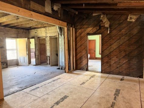 808 Plumb Street Darlngtn Township PA 16115