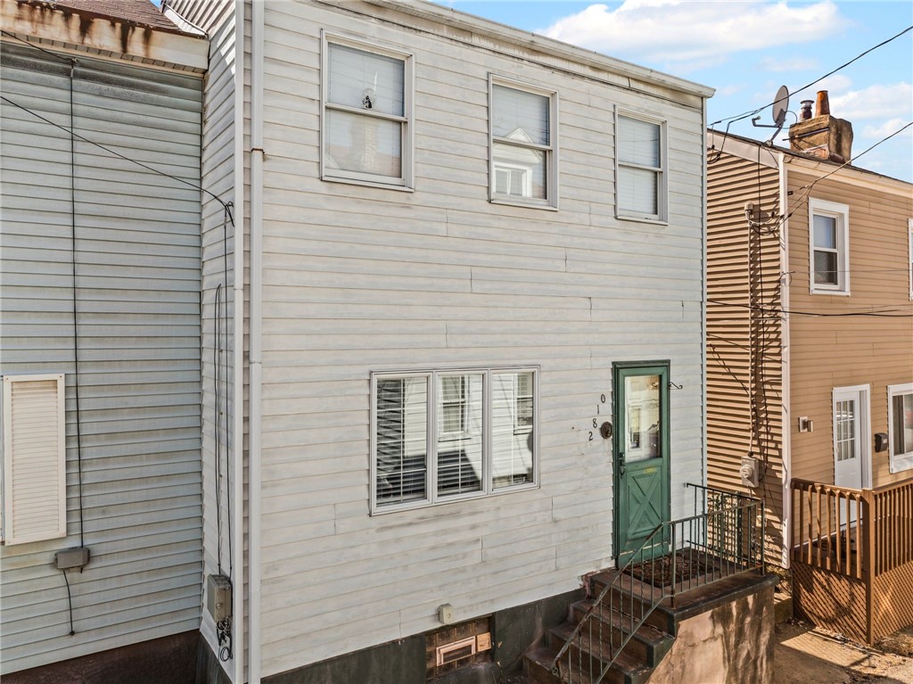 2810 Edwards Way South Side PA 15203