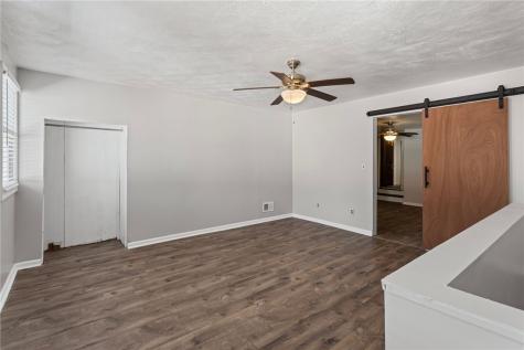 2810 Edwards Way South Side PA 15203