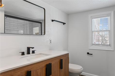 2810 Edwards Way South Side PA 15203