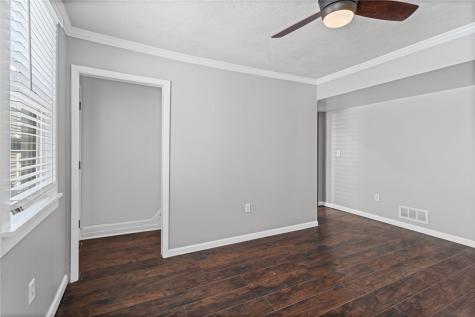2810 Edwards Way South Side PA 15203