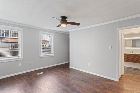 2810 Edwards Way South Side PA 15203