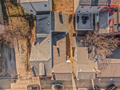 2810 Edwards Way South Side PA 15203