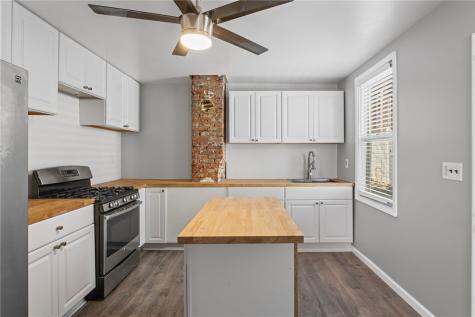2810 Edwards Way South Side PA 15203