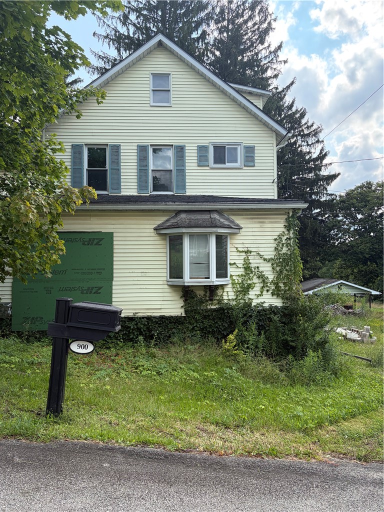 900 W 4th Avenue Derry Township PA 15627
