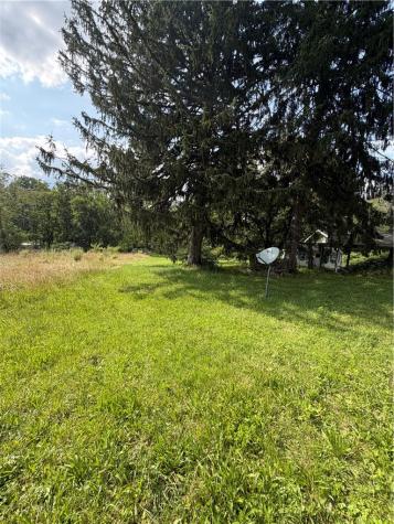 900 W 4th Avenue Derry Township PA 15627
