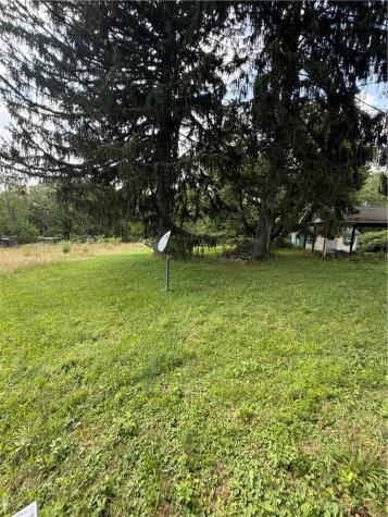 900 W 4th Avenue Derry Township PA 15627