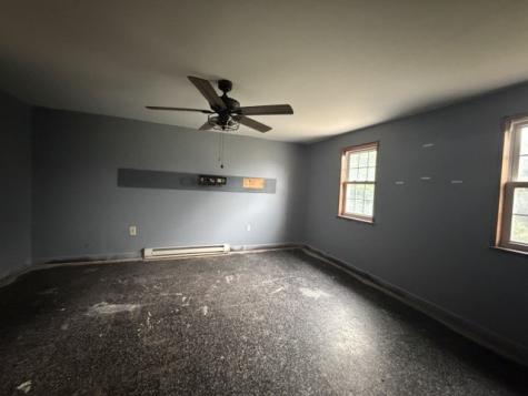 1435 Sharon Road Bridgewater PA 15009
