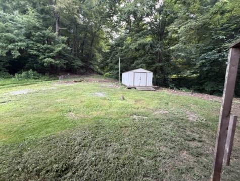 1435 Sharon Road Bridgewater PA 15009