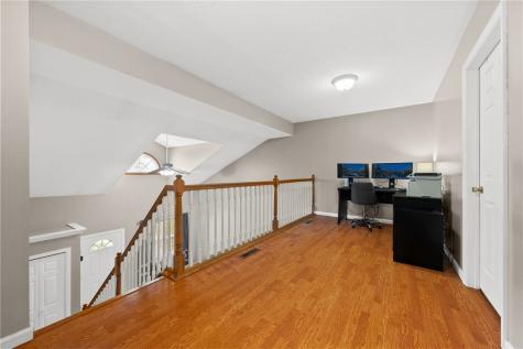 195 Cambria Hill Drive Tarentum PA 15084