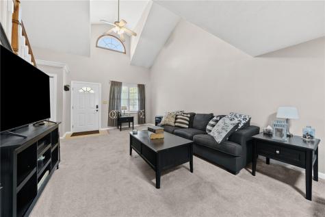 195 Cambria Hill Drive Tarentum PA 15084