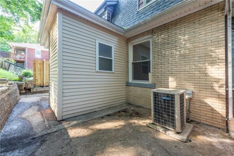 1436 Park Boulevard Dormont PA 15216