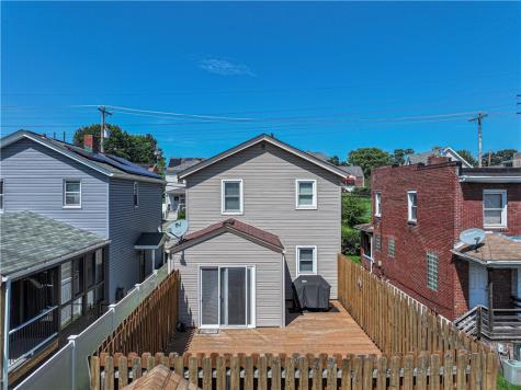 1116 Muldowney Avenue Lincoln Place PA 15207