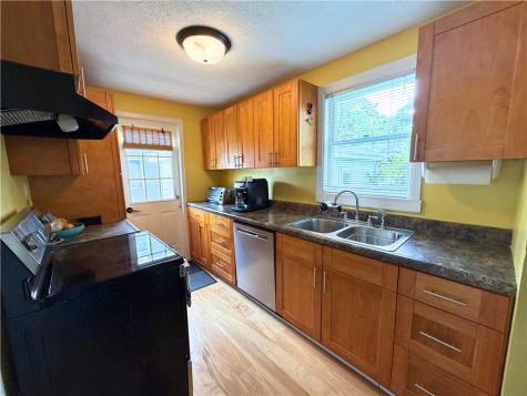 406 Opre Avenue Grove City Boro PA 16127
