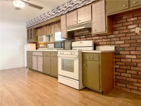 597 Market St., Leechburg, Pa Leechburg Boro PA 15656