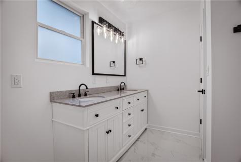 635 Valley Street Oakmont PA 15139