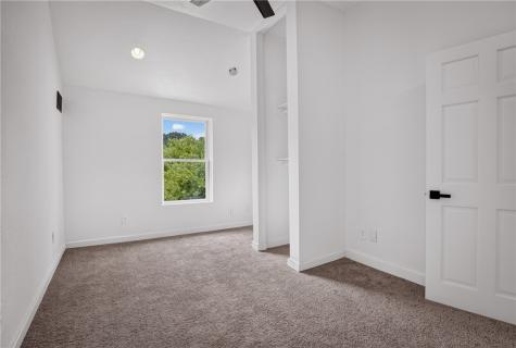 635 Valley Street Oakmont PA 15139