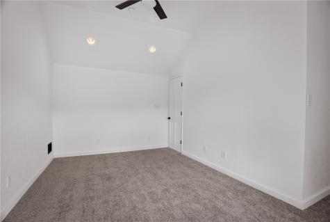 635 Valley Street Oakmont PA 15139