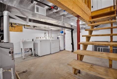 635 Valley Street Oakmont PA 15139