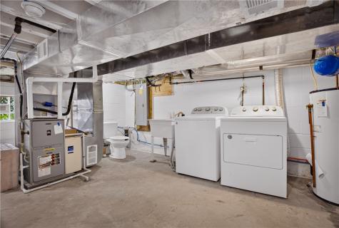635 Valley Street Oakmont PA 15139