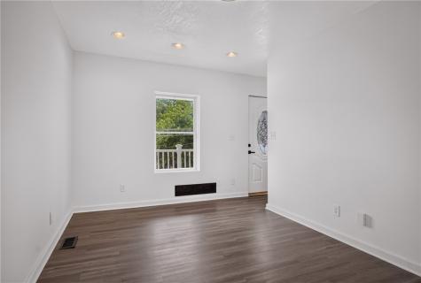 635 Valley Street Oakmont PA 15139