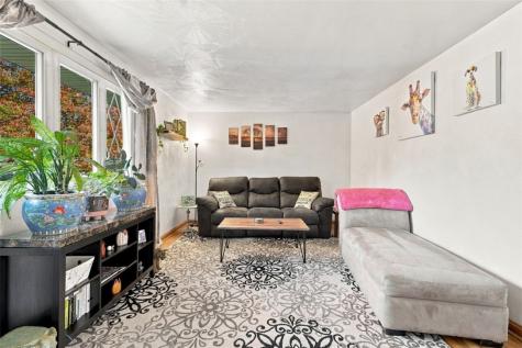 309 Young Avenue Township Of But Nw PA 16001