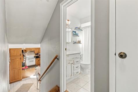 309 Young Avenue Township Of But Nw PA 16001