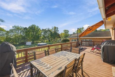 309 Young Avenue Township Of But Nw PA 16001