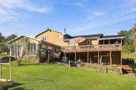 309 Young Avenue Township Of But Nw PA 16001