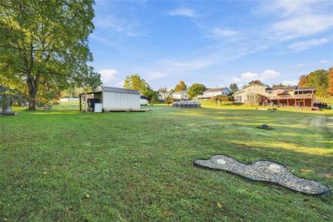 309 Young Avenue Township Of But Nw PA 16001
