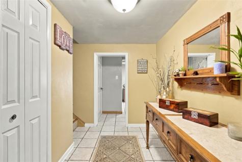 309 Young Avenue Township Of But Nw PA 16001