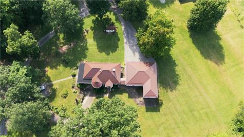 644 Freeport Jefferson Township PA 16002