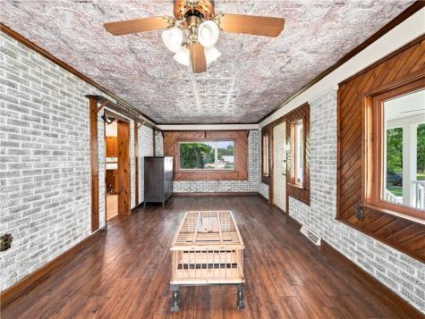 644 Freeport Jefferson Township PA 16002