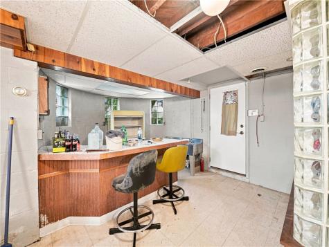 644 Freeport Jefferson Township PA 16002