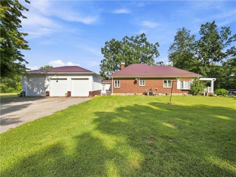 644 Freeport Jefferson Township PA 16002