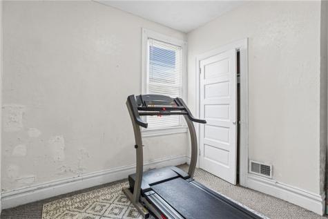 6723 Greenwood Street Morningside PA 15206