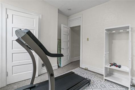 6723 Greenwood Street Morningside PA 15206