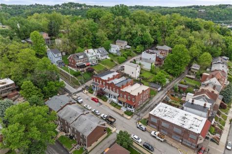 6723 Greenwood Street Morningside PA 15206