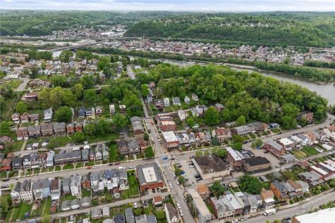 6723 Greenwood Street Morningside PA 15206