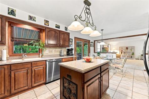 212 Apple Hill Drive Delmont PA 15626