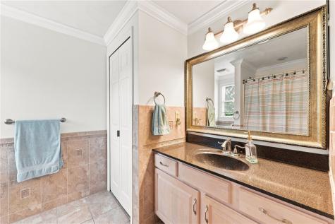 212 Apple Hill Drive Delmont PA 15626