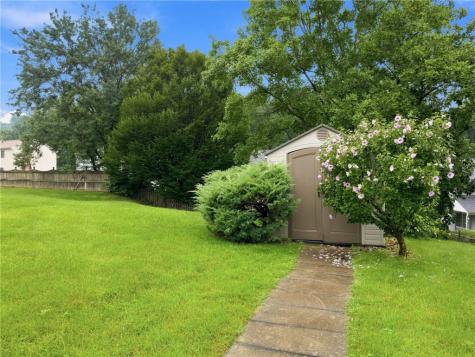 212 Apple Hill Drive Delmont PA 15626