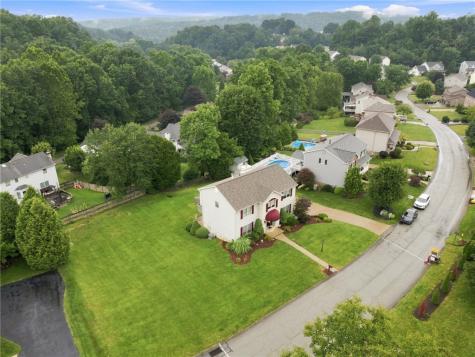 212 Apple Hill Drive Delmont PA 15626