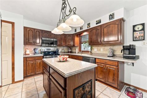 212 Apple Hill Drive Delmont PA 15626