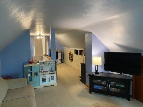 109 Roberts Street Rostraver PA 15012