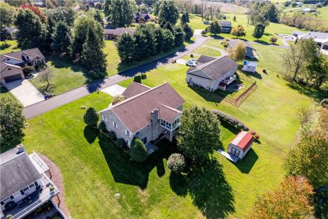 107 N Hazelnut Drive Mt Pleasant Township PA 15666