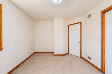 107 N Hazelnut Drive Mt Pleasant Township PA 15666