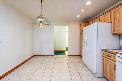 107 N Hazelnut Drive Mt Pleasant Township PA 15666
