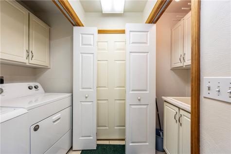 107 N Hazelnut Drive Mt Pleasant Township PA 15666